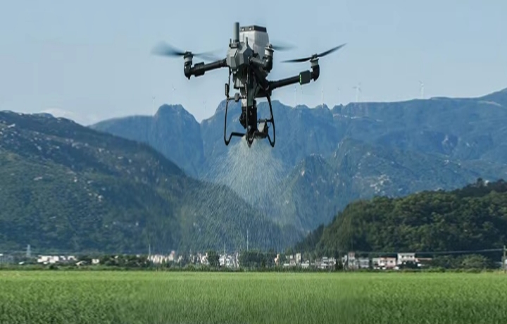 லிப்போ பேட்டரிகள் மற்றும் அரை-திட நிலை பேட்டரிகள் இடையே உள்ள வேறுபாடுகள்?