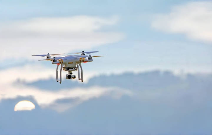 ட்ரோன் பேட்டரிகள் மற்றும் ஆற்றல் திறன் மேம்பாடுகள்